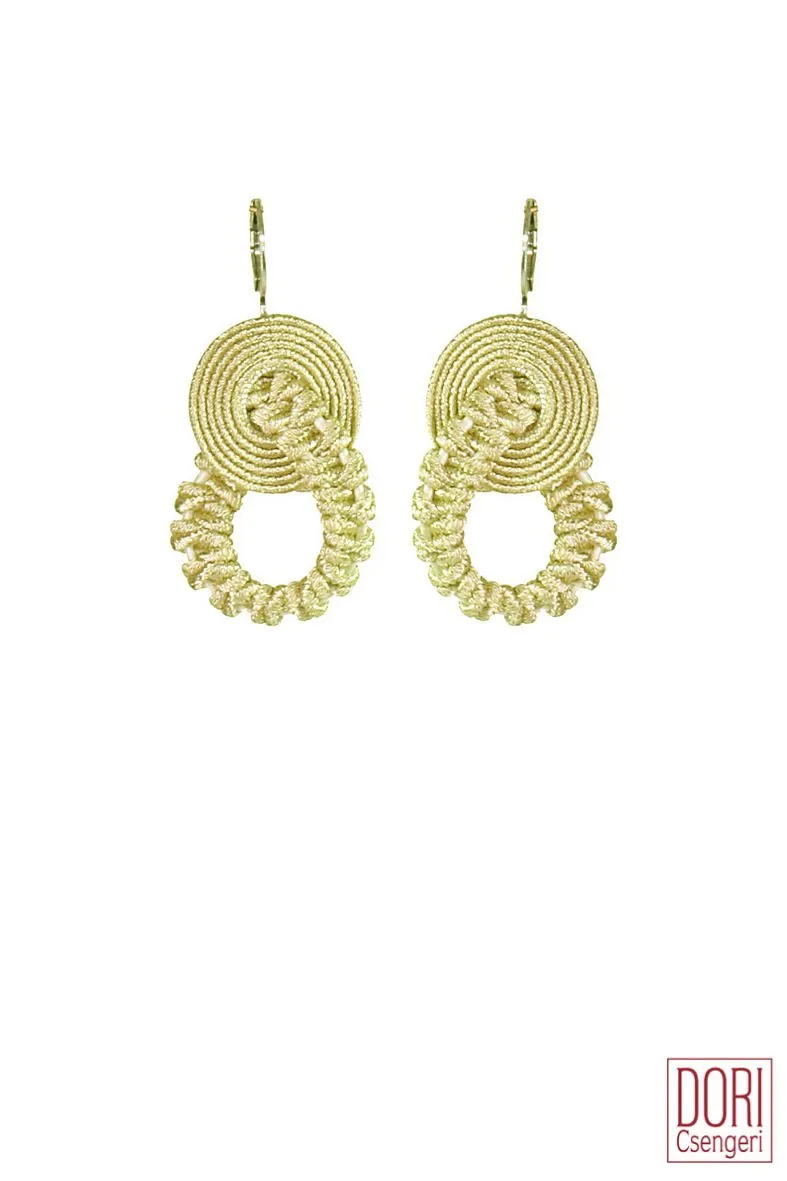 Amelie Exceptional Off White Gold Earrings