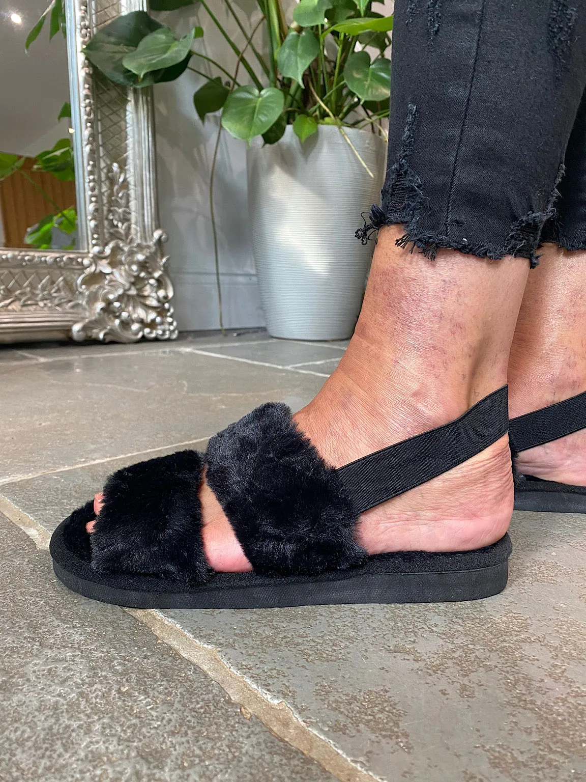 Black Fluffy Strap Slippers