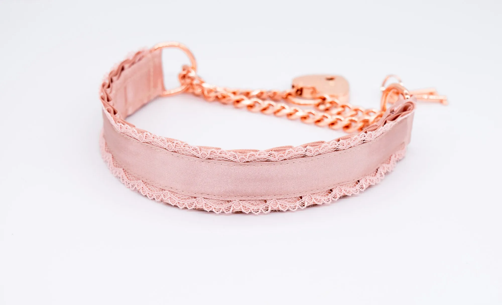 Blush Lace Front-Locking Martingale BDSM Collar