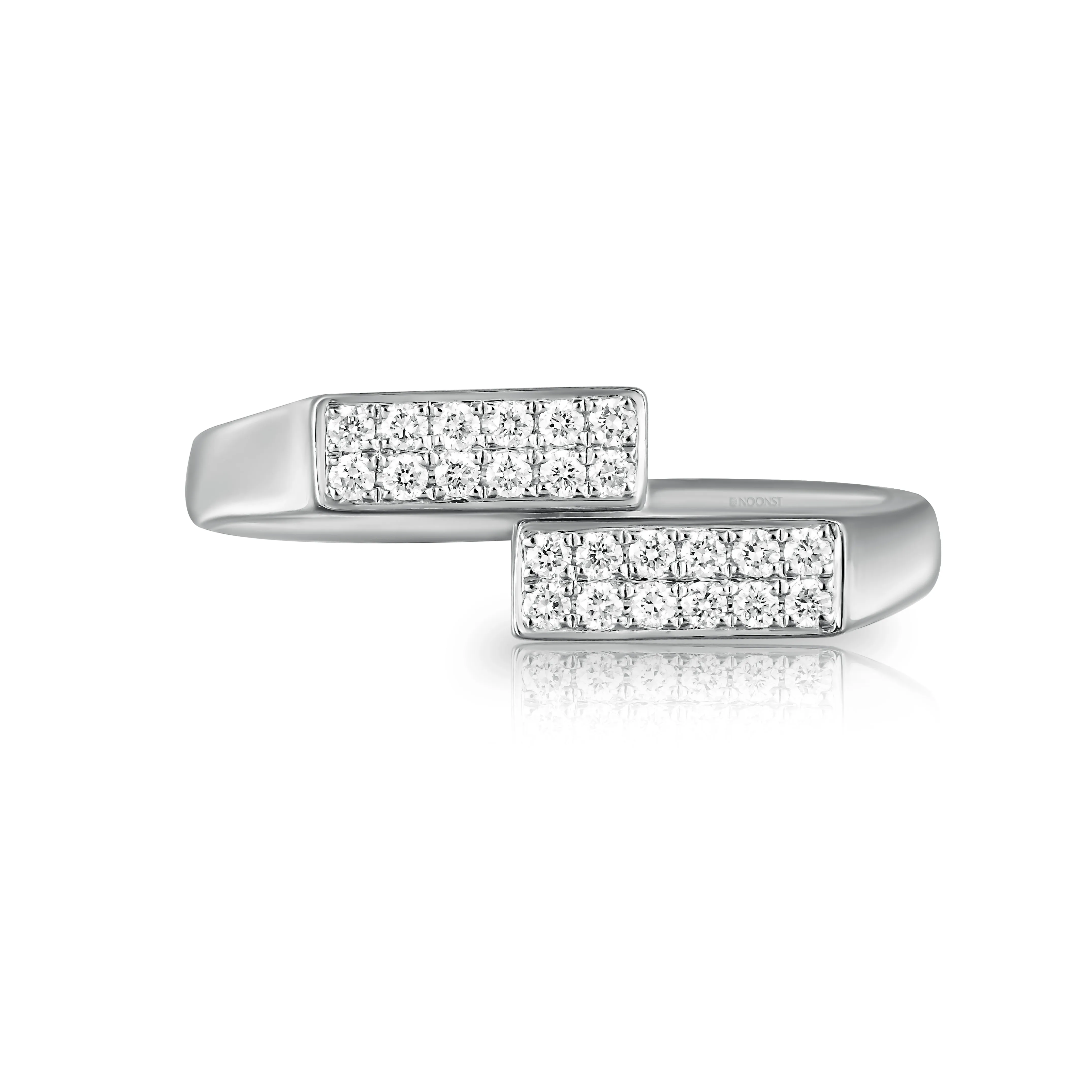 CLASSY DOUBLE-LINE DIAMOND RING