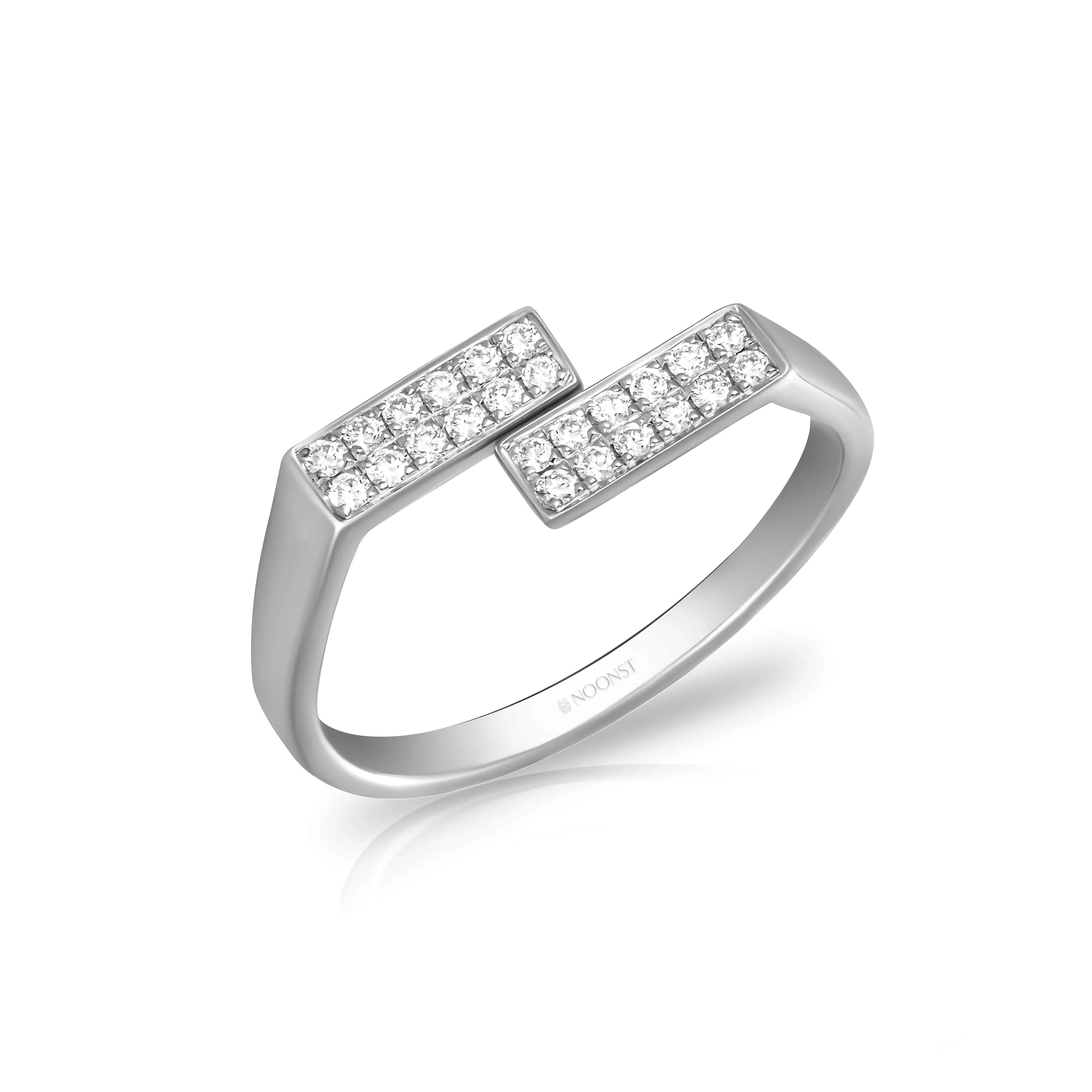 CLASSY DOUBLE-LINE DIAMOND RING