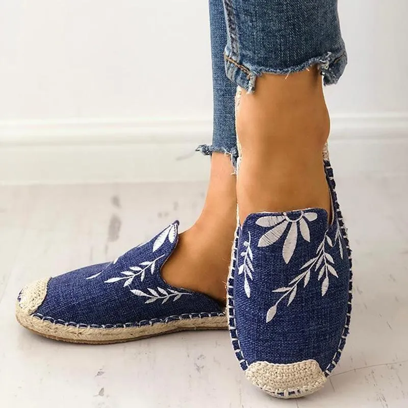 elveswallet Embroidered Espadrille Flat Slippers