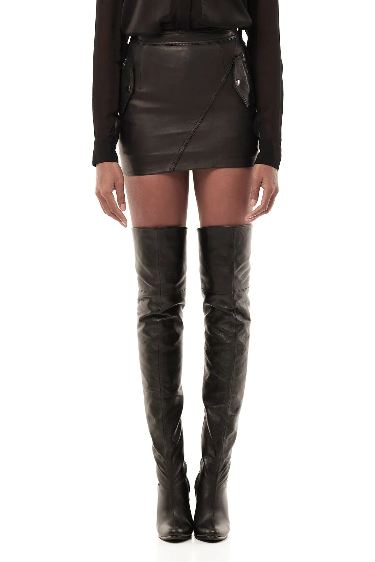 LEATHER MINI SKIRT IN BLACK