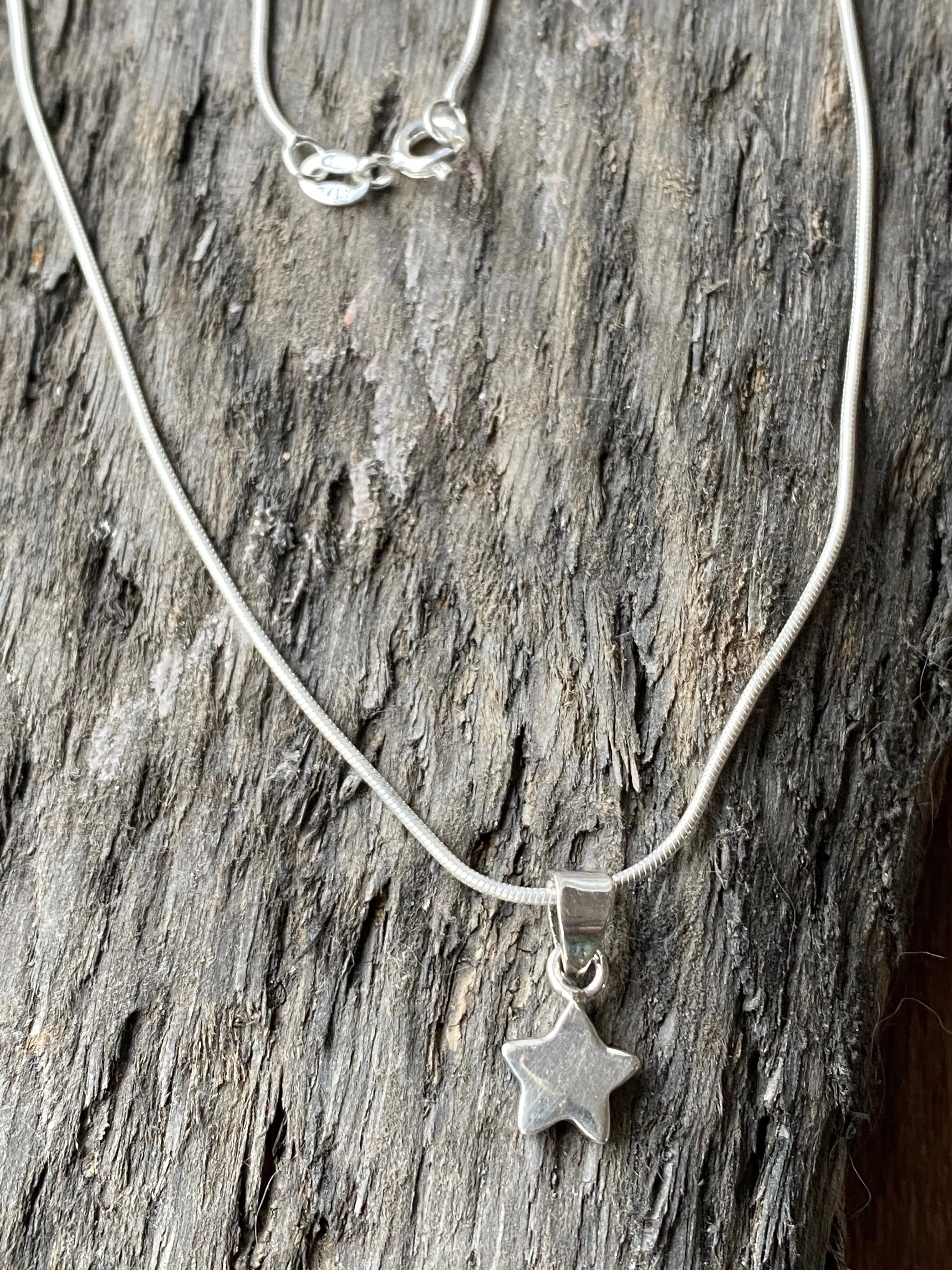 Solid Silver Simple Star Pendant and Chain